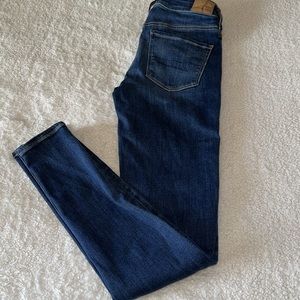 American Eagle long stretch denim jeans size 2